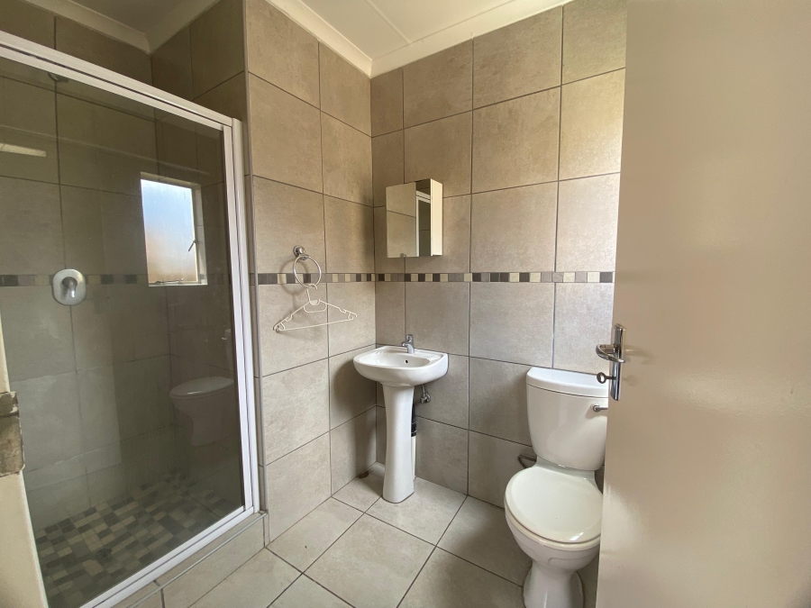 3 Bedroom Property for Sale in Waterkloof East North West